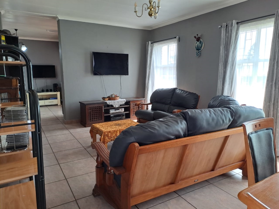 3 Bedroom Property for Sale in Vredenburg Western Cape